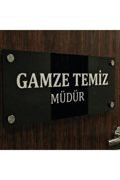 Kişiye Özel İsimli Dikdörtgen Siyah Kapı İsimliği (18x13,5 cm)