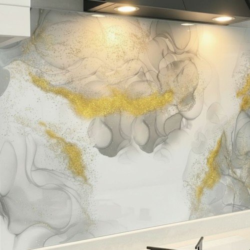 Gold Detaylı Tezgah Arkası Cam Koruyucu