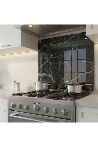 Mermer Desenli Siyah Ocak Arkası Cam Panel